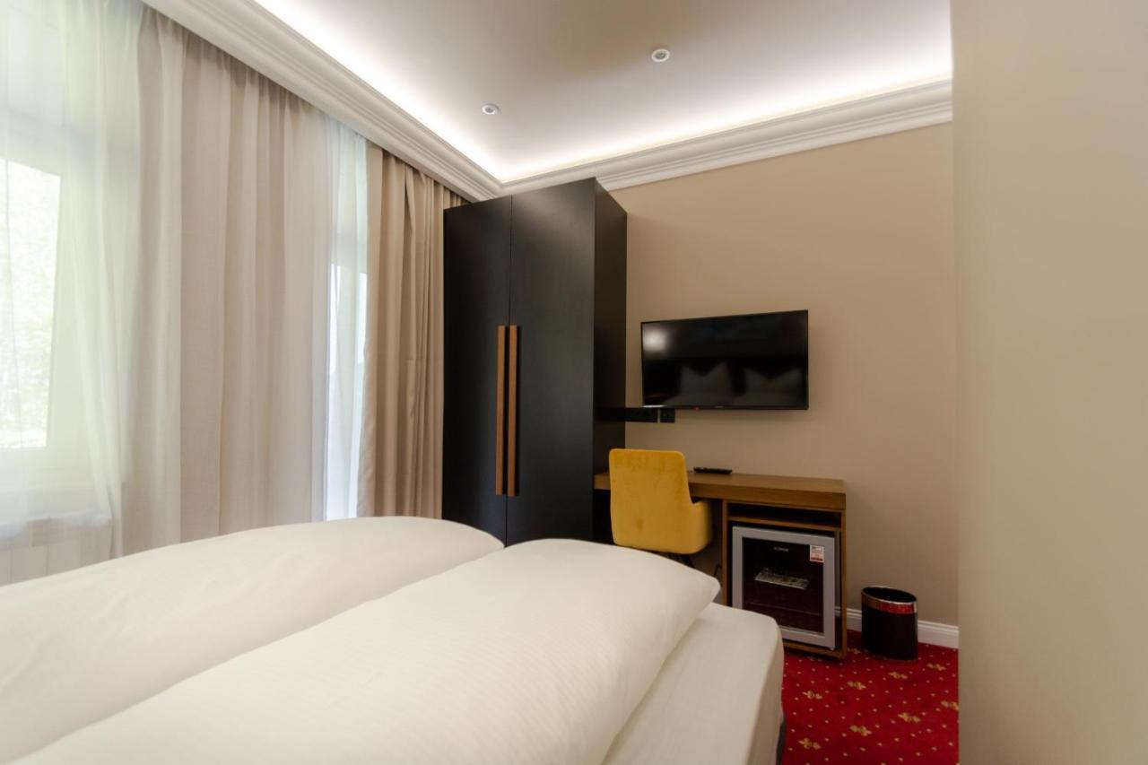 2H Horizon Hotel Кюлунгсборн Экстерьер фото
